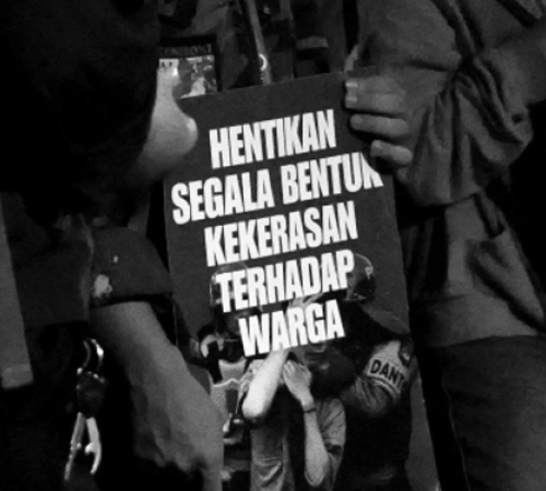 Dari Meja Redaksi ke Panggung Perlawanan Warga